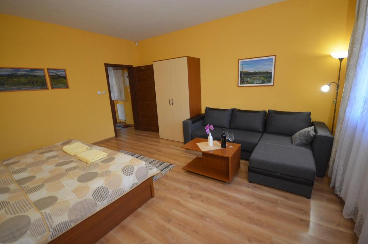 Apartmany Best I. Bešeňová Extérieur photo