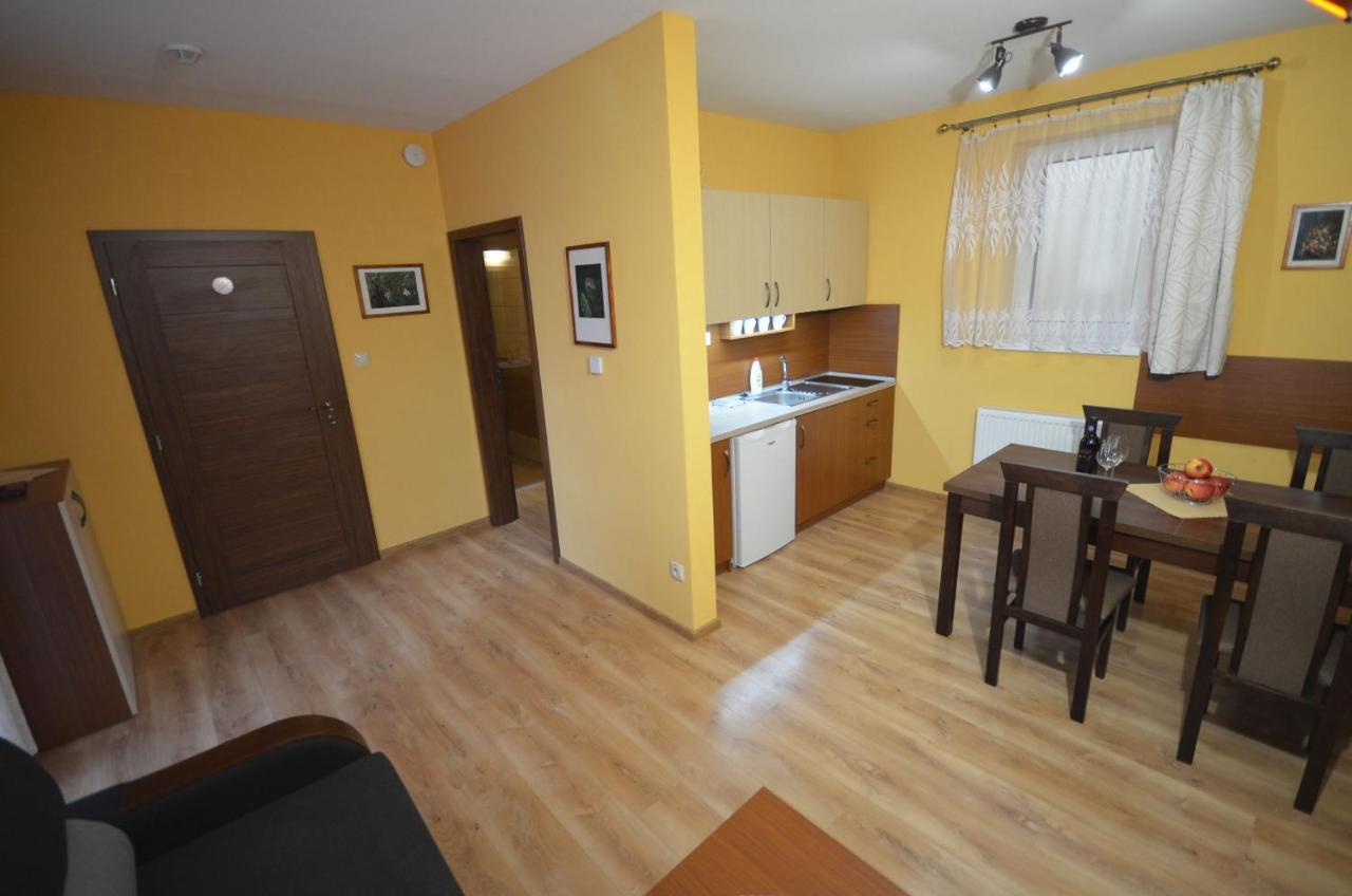 Apartmany Best I. Bešeňová Extérieur photo