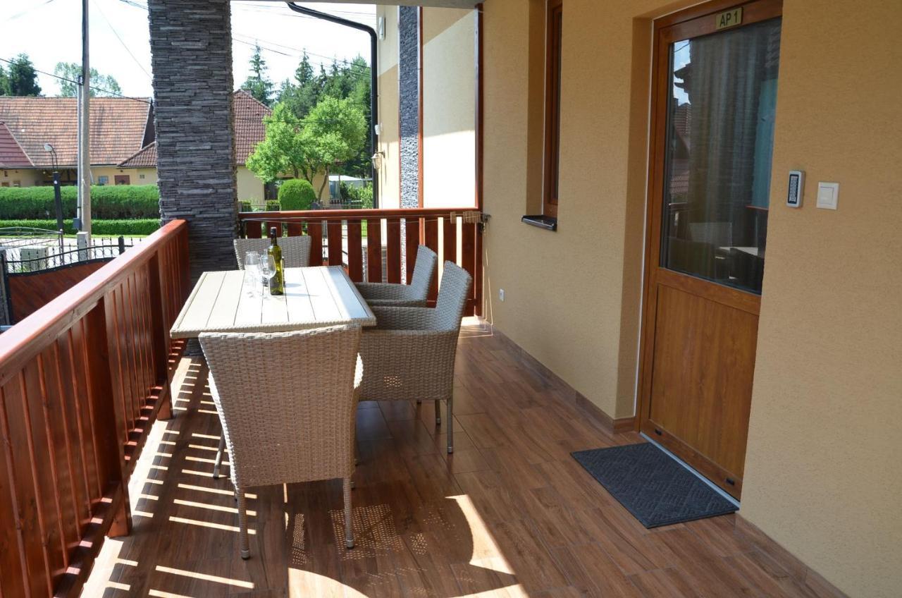 Apartmany Best I. Bešeňová Extérieur photo