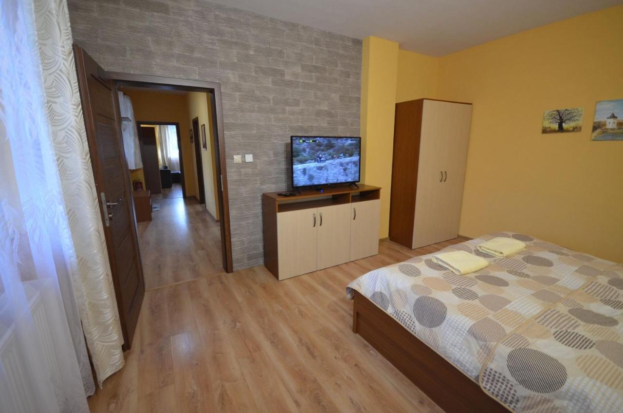 Apartmany Best I. Bešeňová Extérieur photo