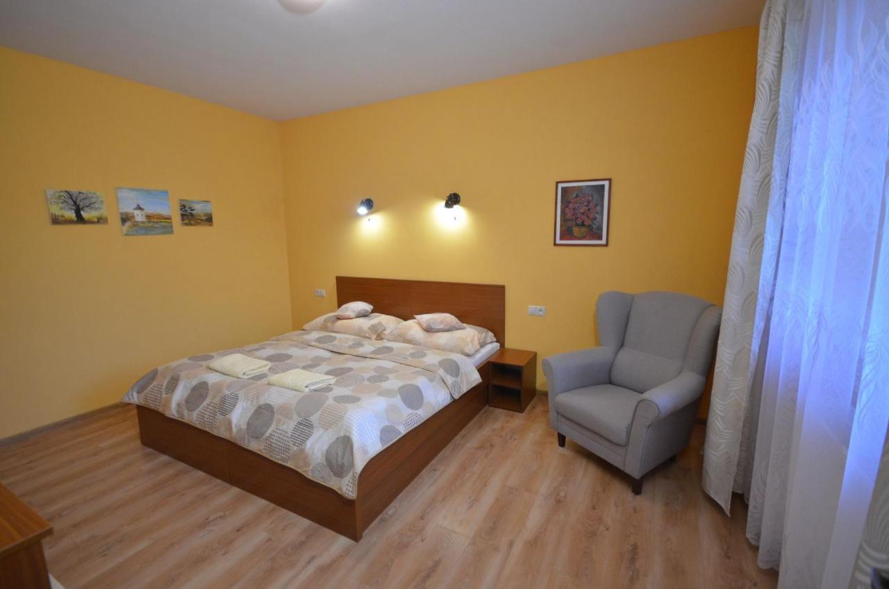 Apartmany Best I. Bešeňová Extérieur photo