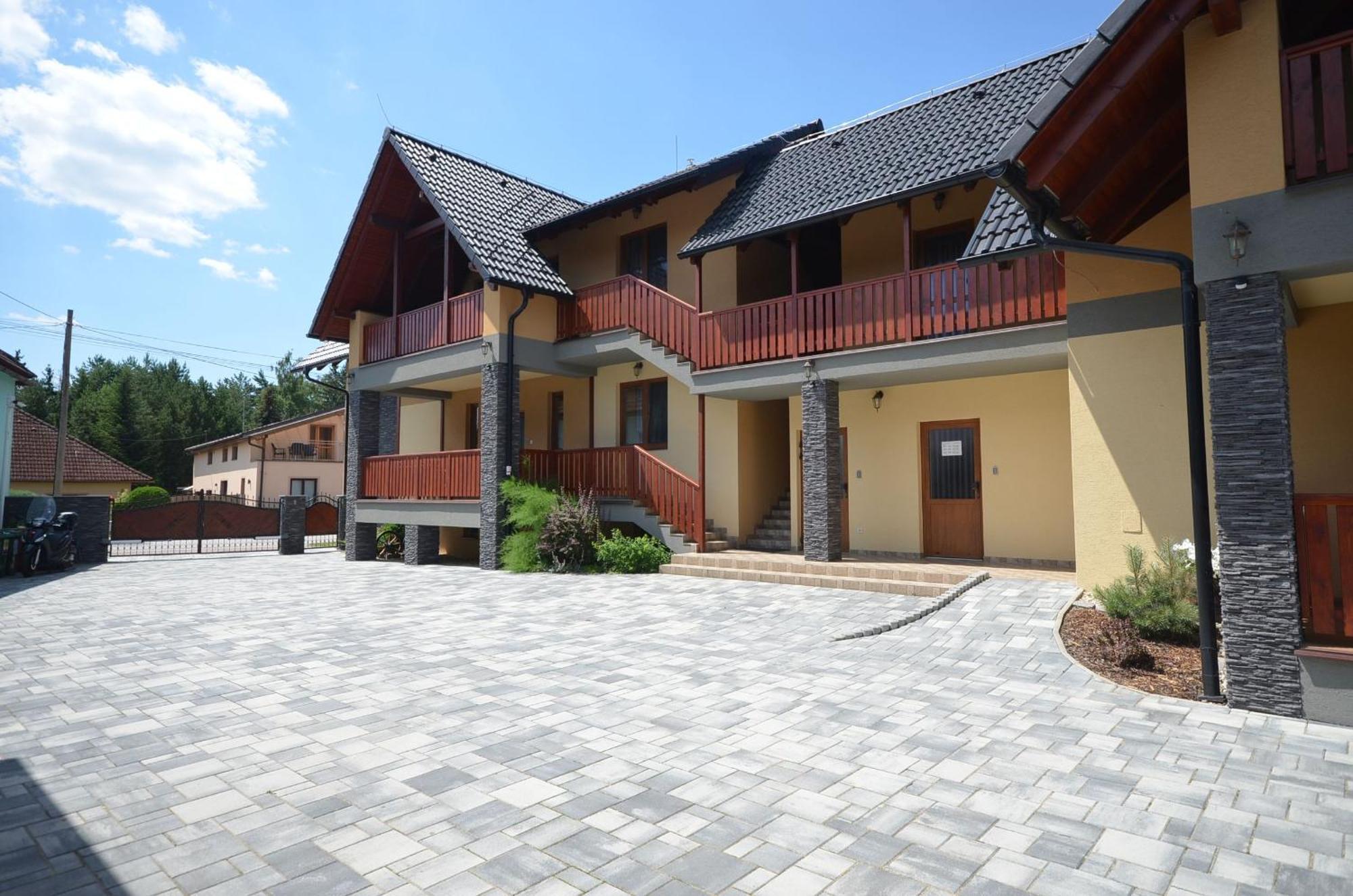 Apartmany Best I. Bešeňová Extérieur photo