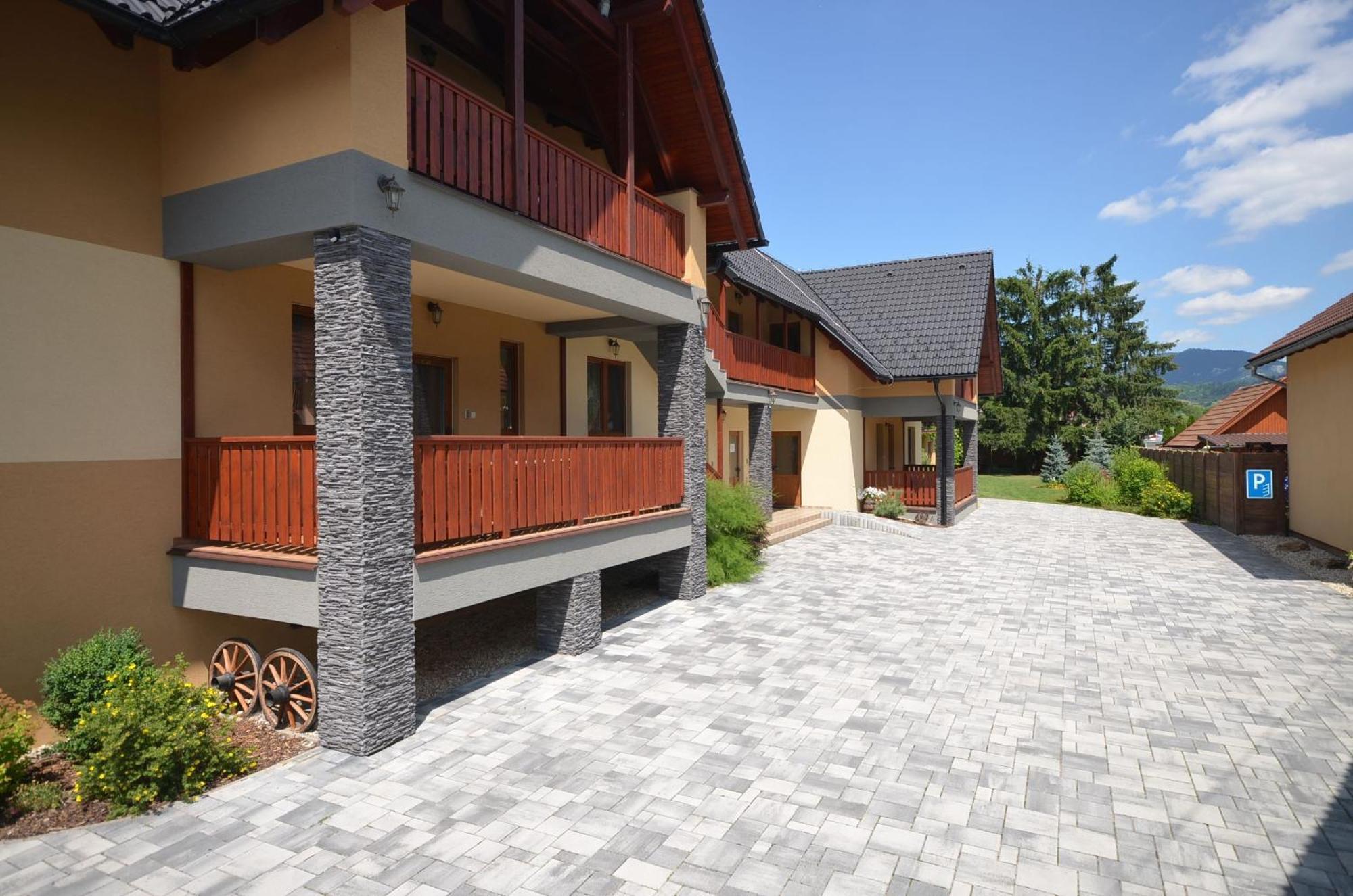 Apartmany Best I. Bešeňová Extérieur photo